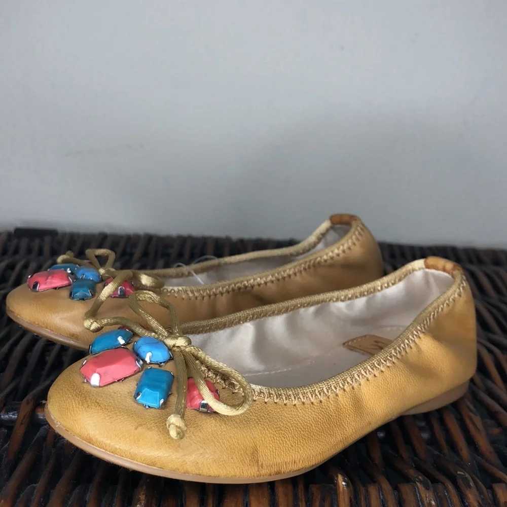 Zara Flats